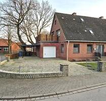 Renovierte Doppelhaushälfte mit Garten, Dachterrasse und Kamin - Burg (Dithmarschen)