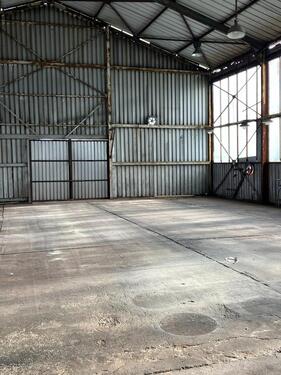 Foto - Unterstellung Stellplatz für Wohnwagen, Wohnmobil, Boot, PKW