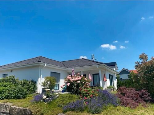 Foto - Privatverkauf: Niedrigenergie Winkelbungalow