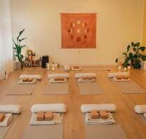 KURSRAUM FÜR YOGA, TANZ ETC. ZU VERMIETEN - Berlin Tempelhof-Schöneberg