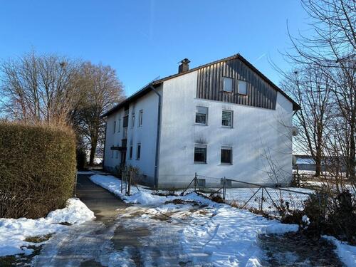 Foto - Gepflegtes Mehrfamilienhaus in Plattling - 6 WH - provisionsfrei