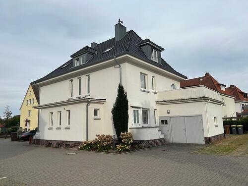 Foto - Charmante 4-Zi-Wohnung mit Küche und Dachterrasse