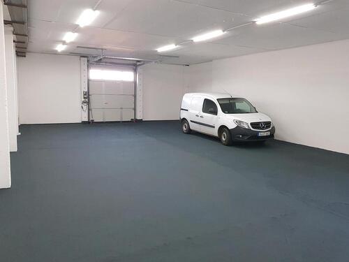 Foto - 200 qm Lagerhalle Lager Halle Lagerfläche