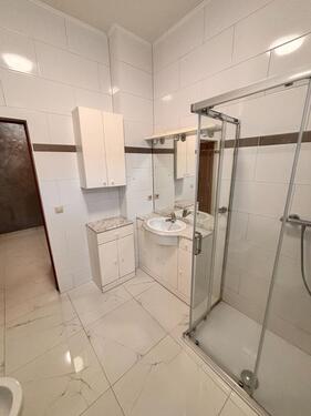 Foto - 5 Zimmer Erdgeschoßwohnung zur Miete in Wilkau-Haßlau