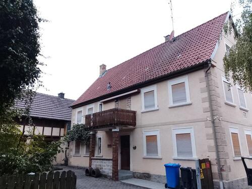 Foto - Dreiseit-Hof 200 m2 Wohnfläche+300 m2Nutzfläche,renovierungsbed.