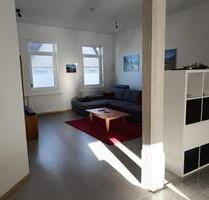 Whg. 2 Zi. Whg. 80 m2 Hochparterre mit EBK und Eckbadewanne - Holzmaden