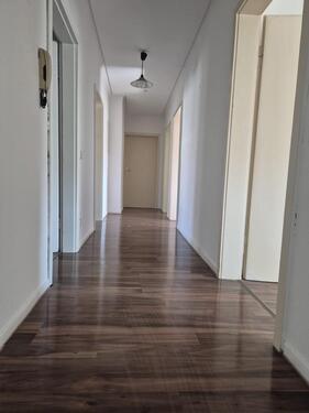 Foto - 4 ZKB in TOP Lage inkl Küche - 750,00&nbsp;EUR Kaltmiete, ca.&nbsp; 80,00&nbsp;m&sup2;