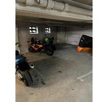 Motorrad Stellplatz in der Tiefgarage frei! - Düsseldorf Oberbilk
