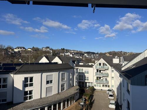 Foto - Helle, mit Balkon, 3. Etage - mitten in Olpe - ab sofort. Warmmiete.