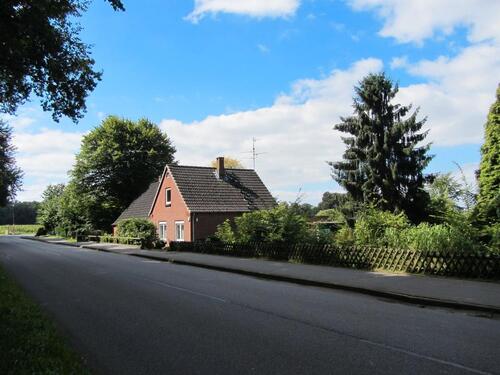 Foto - Mehrfamilienhaus, Wohnhaus in Kölln-Reisiek zum Kaufen