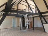 Foto - O129W6: 3-Raum-Maisonettewohnung im Dachgeschoss im Zentrum von Eisleben