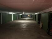 Foto - Tiefgaragenstellplatz - 100,00 EUR Miete,