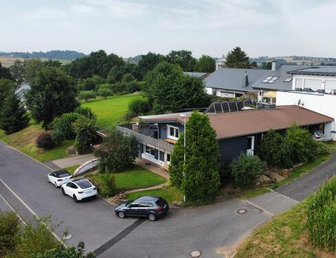 Foto - 7 Zimmer Einfamilienhaus in Schwalmstadt