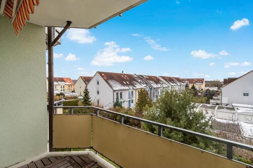 Foto - Geräumige 3-Raumwohnung mit Balkon und Stellplatz in Freiimfelde