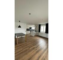 Helle, teilmöblierte 3-Zi.-Wohnung mit Südbalkon in Ichenhausen