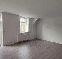 Ruhige 3-Zimmer-Wohnung mit Balkon und Gartenblick in Rudolstadt