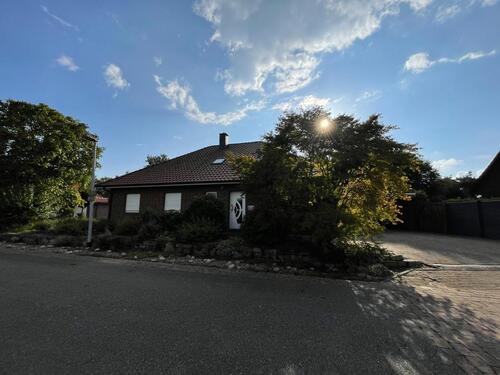 Foto - Lichtdurchflutetes Einfamilienhaus