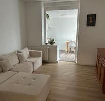 Renovierte 2 Zimmer Wohnung in Düsseldorf Heerdt mit Hof