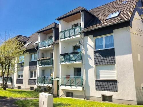 Foto - Gemütliche 2,5-Zi.-DG-Whg. mit Balkon, WBS für 3 Personen erforderlich!