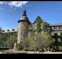 Einfamilienhaus mit großem Gartengrundstück - Laubach