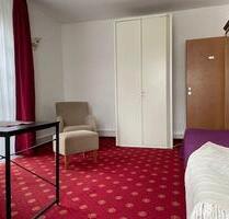 Möbliertes Apartment Gartenblick in Dresden, Villa Loschwitz, Wohnung möbliert ab April 2026