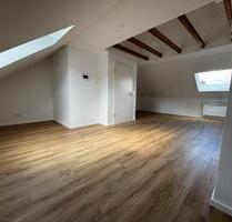 Modernes Haus! Lohmar Zentrum! Solar + Wärmepumpe + EINBAUKÜCHE - Siegburg