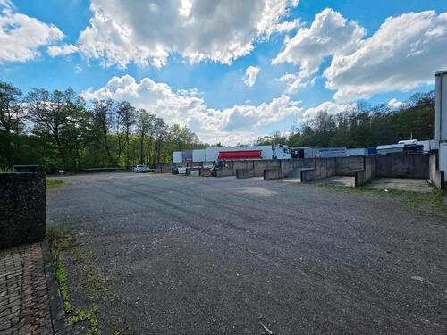 Foto - Lager Halle Außengelände Büro - 1.200,00&nbsp;EUR Kaltmiete, ca.&nbsp; 1.300,00&nbsp;m&sup2;