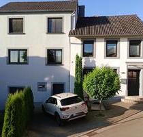 Freistehendes Einfamilienhaus mit gepflegtem Garten (6km bis Lux) - Tawern