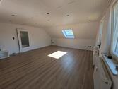 Foto - Charmante 2-Zimmer-Dachgeschosswohnung