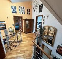 Große 5-Zimmer-Wohnung mit Garten, Pool & Garage zur Miete - Friesenheim