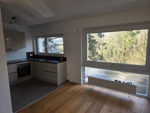 Foto - 72 qm,3-Zi., moderner Grundriss, hochwertige Sanierung, gute Lage