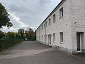 Foto - Renovierte Praxis-Geschäftsräume im EG–ca. 250 m² mit Parkplätze