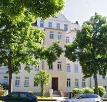 *** Helle 2-Raum-Wohnung mit Garten und Badewanne in Schloßchemnitz ***