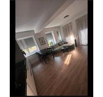 Moderne, zentrale 2-Zimmer-Wohnung mit Loggia & Küche - Lippstadt