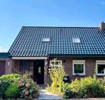 von privat: Einfamilienhaus in Sackgassenlage mit Schlossblick - Plön