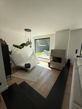 Foto - Exklusives, kernsaniertes Familienhaus mit ELW