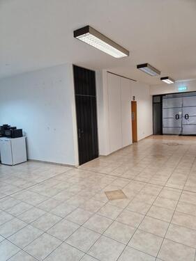 Foto - Laden Büro in der Innenstadt von Öhringen zu vermieten