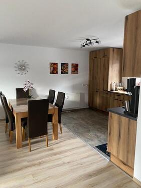 Foto - 4-Zimmer-Wohnung in sehr guter Lage – renoviert und hell