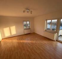 Bad Arolsen, helle 2,5 Zimmer Wohnung, ruhige Lage, am Baumpark