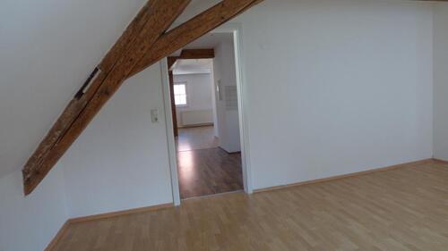 Foto - 2.5 Zimmer Dachgeschoßwohnung in Weißenburg in Bayern