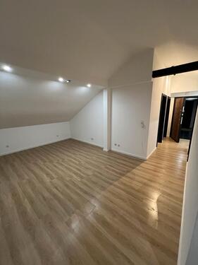 Foto - 3 Zimmer Dachgeschoßwohnung zur Miete in Ronsberg