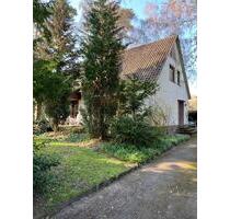 Einfamilienhaus mit größerem Grundstück in bevorzugter Wohnlage - Detmold Hiddesen