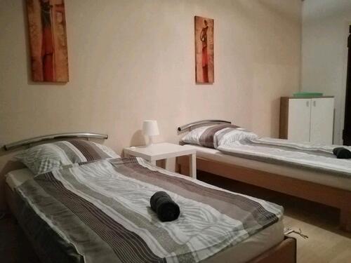 Foto - 6 Zimmer Mehrfamilienhaus, Wohnhaus in Überherrn