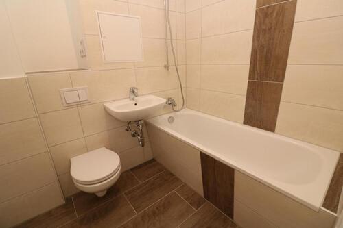 Foto - Auf Tauchstation im neu sanierten Wannenbad...3-RW mit Wanne u. Balkon!!!