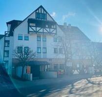 Lichtdurchflutete 3-Zimmer-Wohnung mit Südbalkon in Schwaig - Schwaig Bei Nürnberg