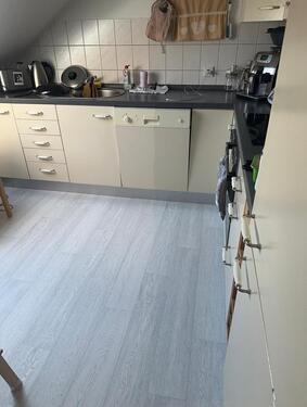 Foto - Wohnung 3 Zimmer Küche und Bad - 550,00 EUR Kaltmiete,