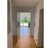 Ruhige Mietwohnung mit 2 Zimmern im EG mit Küche u. Terrasse - Katzwinkel (Sieg)