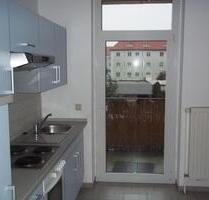 sanierte 2 Zimmer Wohnung mit Einbauk + Balkon in Stendal