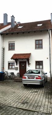 Foto - Reihenhaus in Straubing-Ost zu vermieten - ab 032026