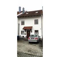 Reihenhaus in Straubing-Ost zu vermieten - ab 032026 - Oberschneiding